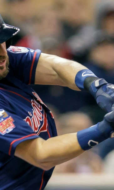 Twins' Plouffe spraying the ball all over field